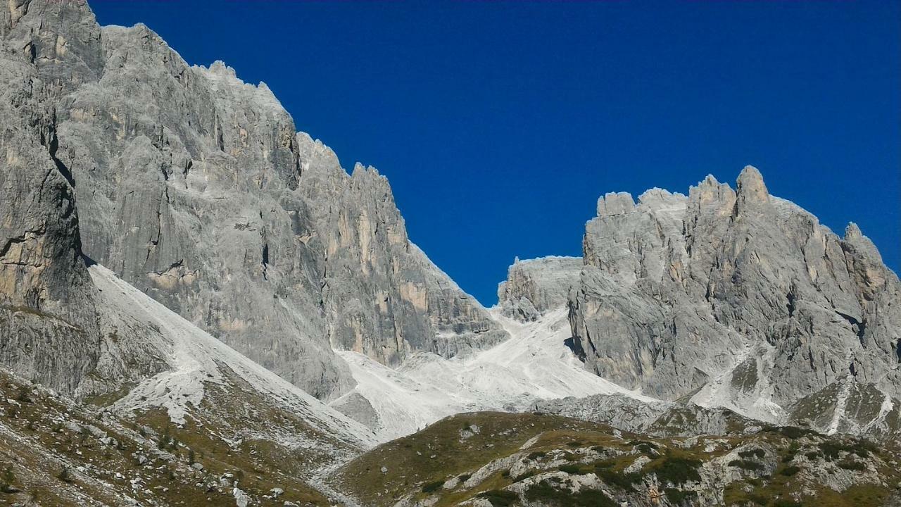 Balcone Sulle Dolomiti 2 Apartment *